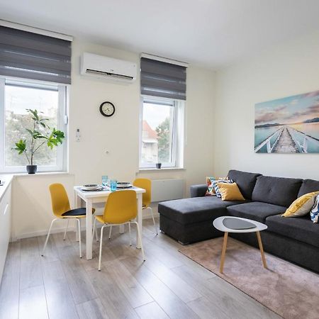 Bright And Modern Apartments In City Center Zagreb Buitenkant foto
