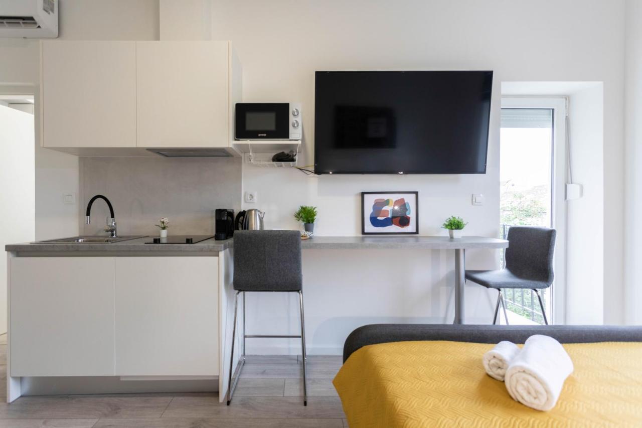 Bright And Modern Apartments In City Center Zagreb Buitenkant foto