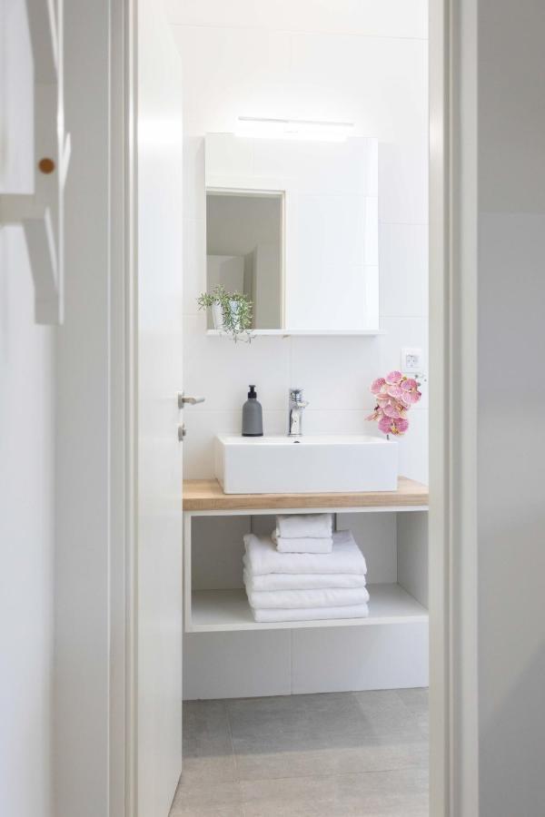 Bright And Modern Apartments In City Center Zagreb Buitenkant foto