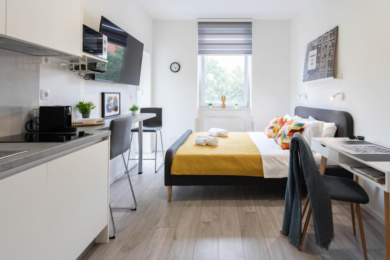Bright And Modern Apartments In City Center Zagreb Buitenkant foto
